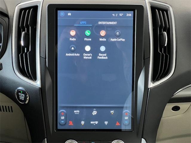 Photo of 2024 Blue Metallic Ford Edge