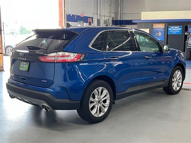 Photo of 2024 Blue Metallic Ford Edge