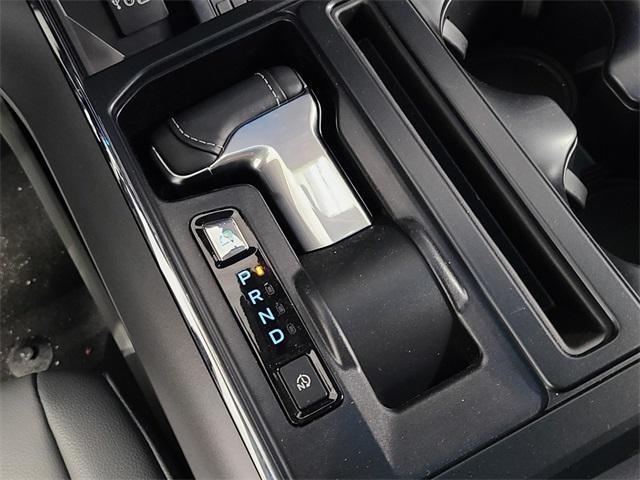 Photo of 2025 Oxford White Ford F-150 Lightning