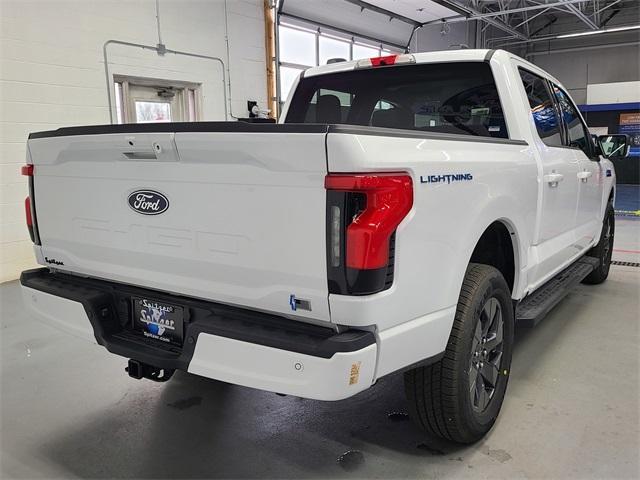 Photo of 2025 Oxford White Ford F-150 Lightning