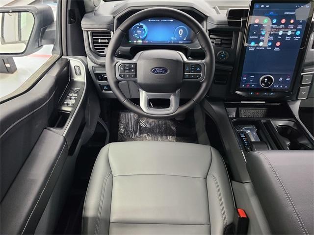 Photo of 2025 Oxford White Ford F-150 Lightning