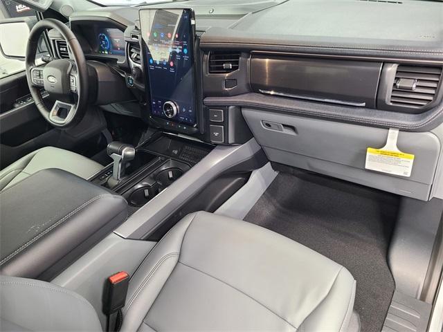Photo of 2025 Oxford White Ford F-150 Lightning