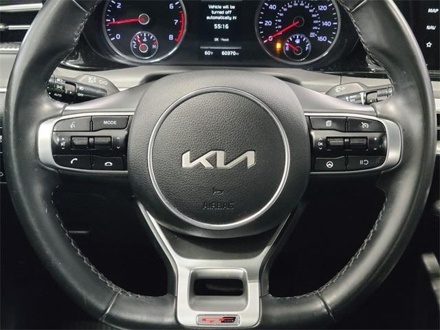 Photo of 2022 Glacial White Pearl Kia K5