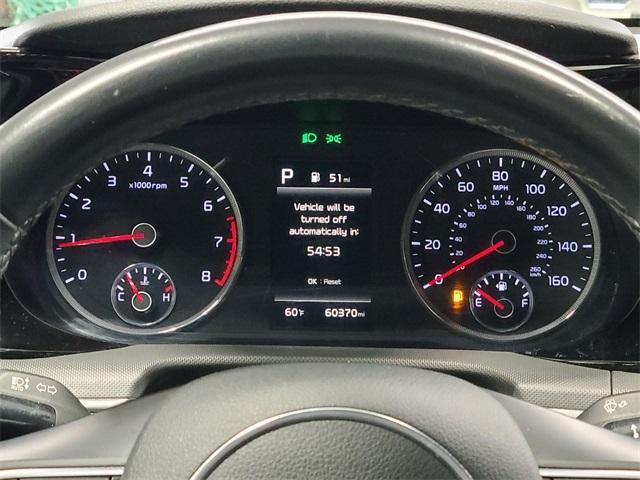 Photo of 2022 Glacial White Pearl Kia K5