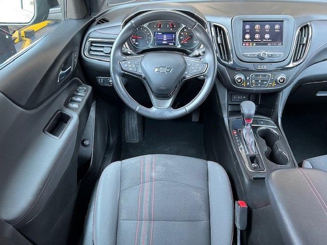 Photo of 2022 Mosaic Black Metallic Chevrolet Equinox