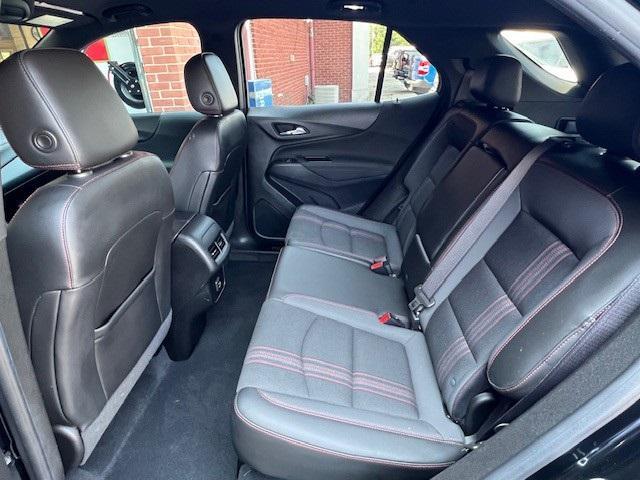 Photo of 2022 Mosaic Black Metallic Chevrolet Equinox