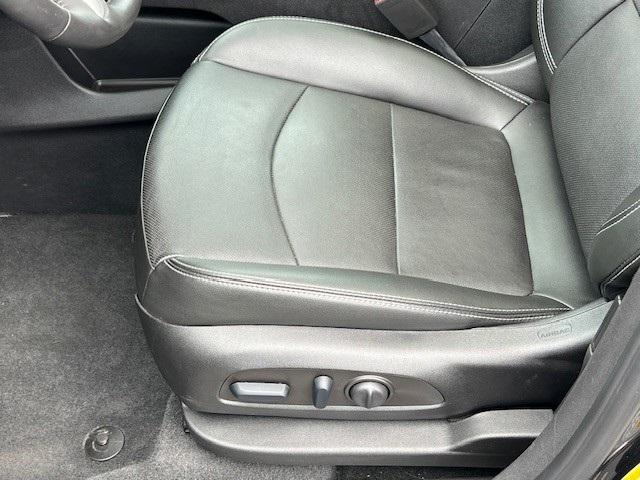 Photo of 2022 Ebony Twilight Metallic GMC Terrain