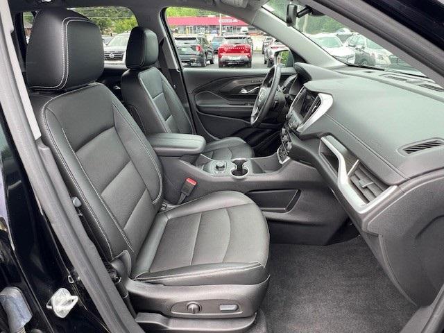 Photo of 2022 Ebony Twilight Metallic GMC Terrain