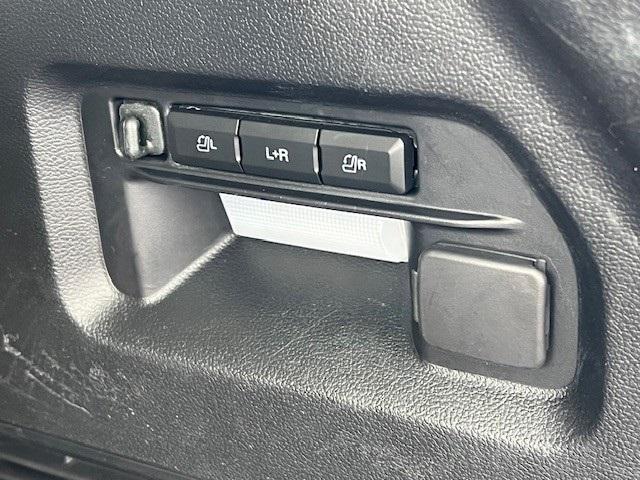 Photo of 2022 Red Metallic Ford Explorer