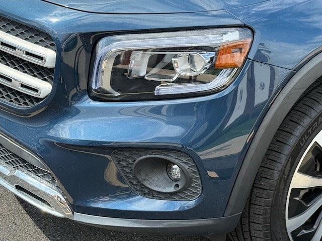 Photo of 2021 Denim Blue Metallic Mercedes-Benz GLB 250
