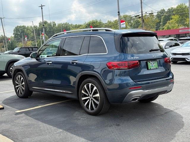 Photo of 2021 Denim Blue Metallic Mercedes-Benz GLB 250