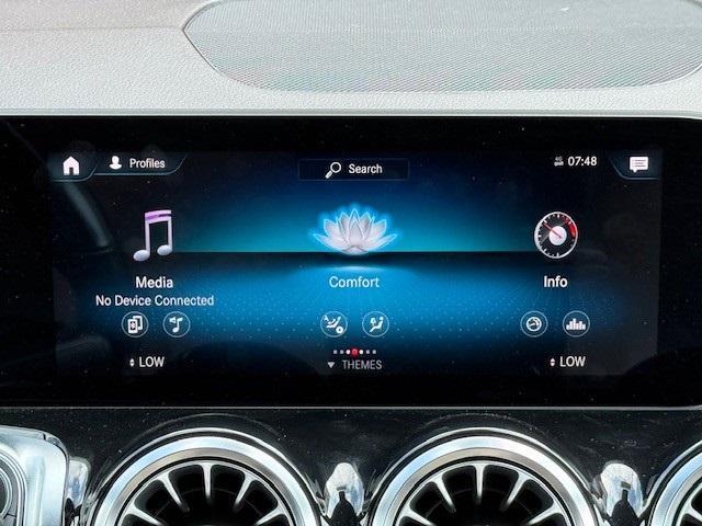 Photo of 2021 Denim Blue Metallic Mercedes-Benz GLB 250
