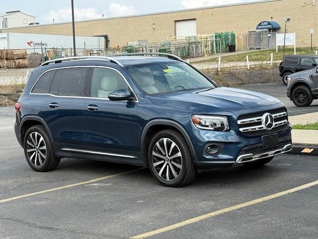 Photo of 2021 Denim Blue Metallic Mercedes-Benz GLB 250