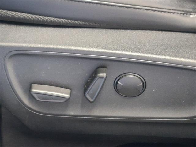 Photo of 2025 Black Metallic Ford Escape