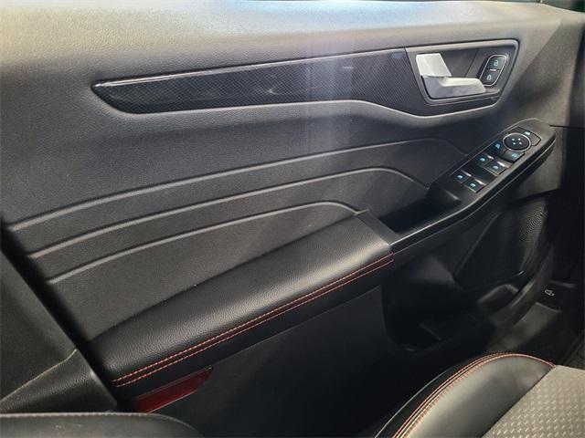 Photo of 2025 Black Metallic Ford Escape