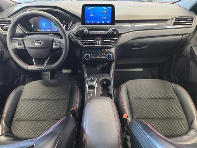 Photo of 2025 Black Metallic Ford Escape