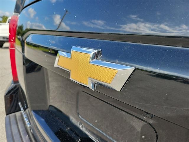 Photo of 2019 Black Chevrolet Suburban