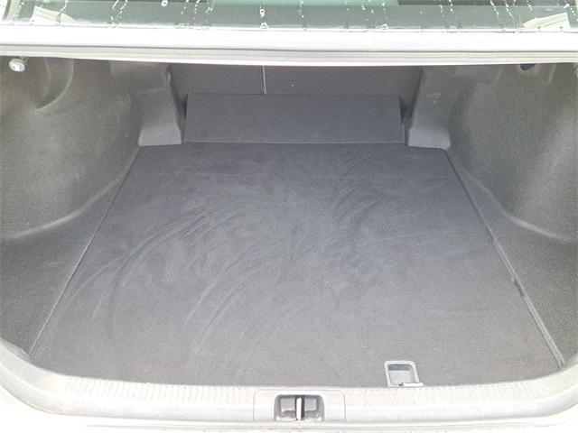 Photo of 2020 White Toyota Camry