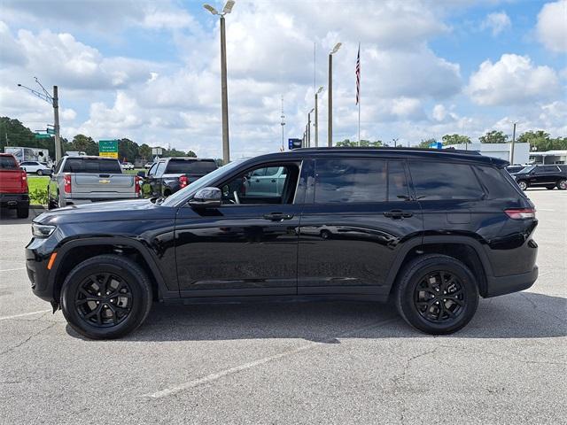 Photo of 2024 Diamond Black Jeep Grand Cherokee L
