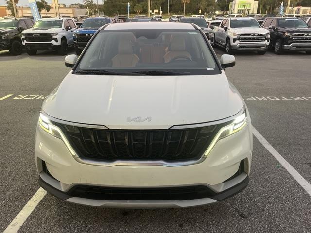 Photo of 2022 Snow White Pearl Kia Carnival
