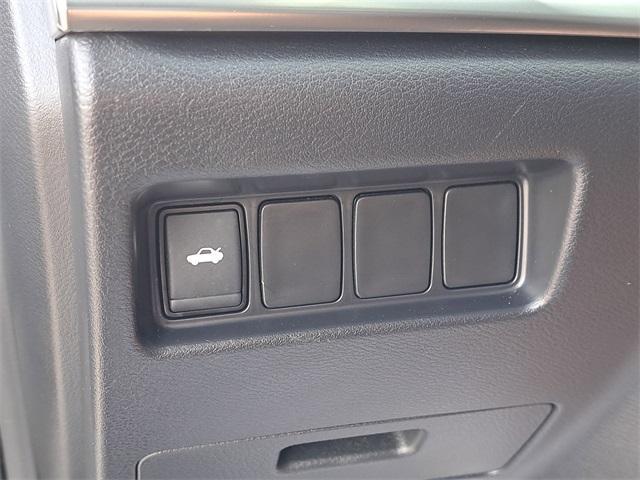 Photo of 2019 Gun Metallic Nissan Maxima