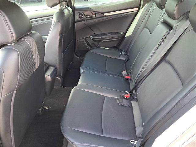 Photo of 2020 Gray Honda Civic