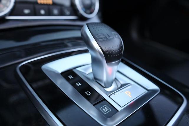 Photo of 2019 Polar White Mercedes-Benz SLC 300