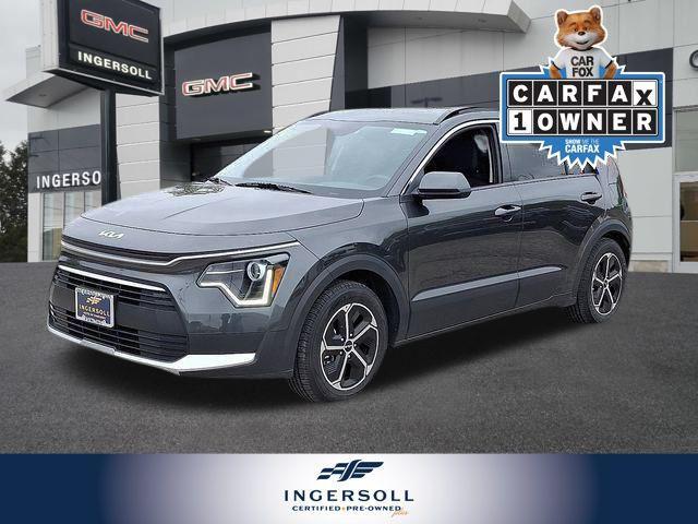 Photo of 2023 Graphite Gray Kia Niro