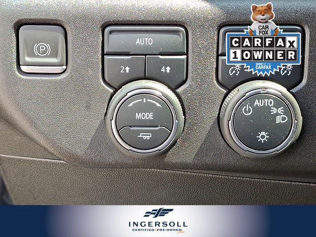 Photo of 2022 Silver Ice Metallic Chevrolet Silverado 1500