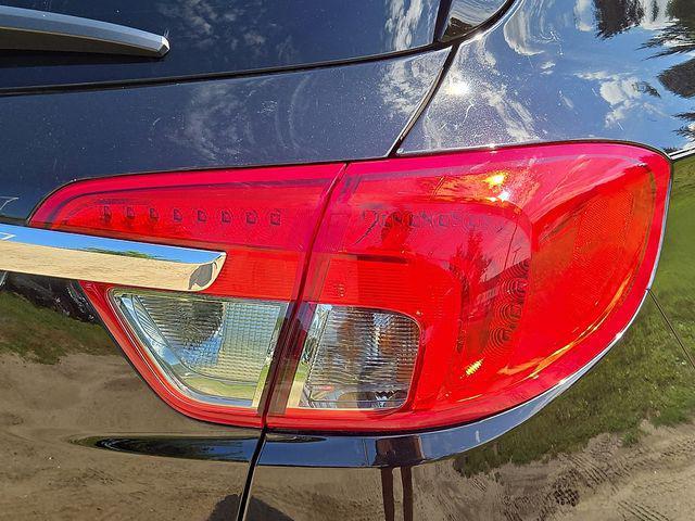 Photo of 2017 Ebony Twilight Metallic Buick Envision