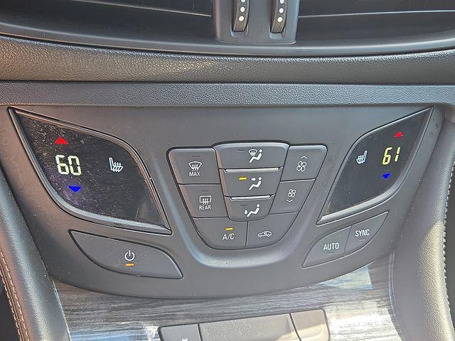 Photo of 2017 Ebony Twilight Metallic Buick Envision