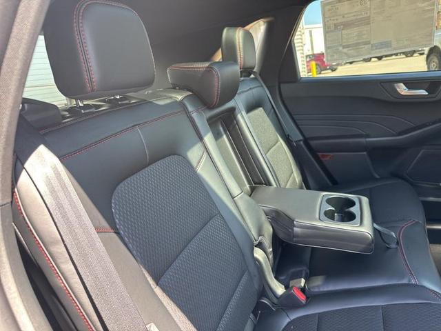 Photo of 2025 Carbonized Gray Metallic Ford Escape