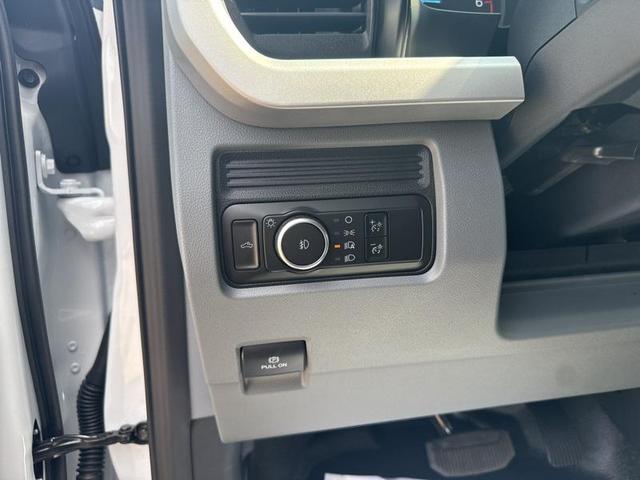Photo of 2026 Oxford White Ford F-350