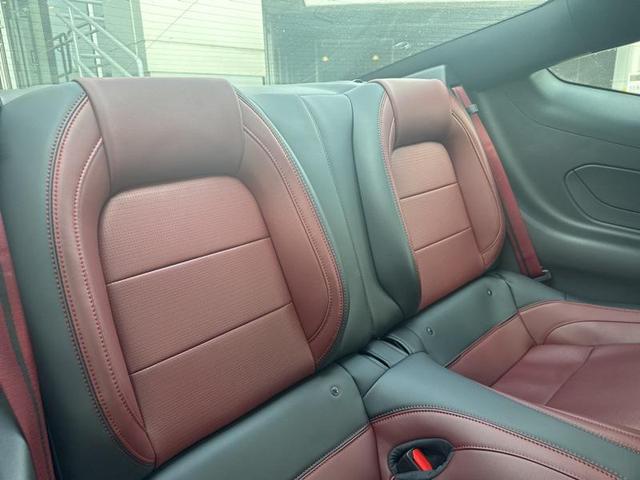Photo of 2025 Molten Magenta Metallic Tri-coat Ford Mustang