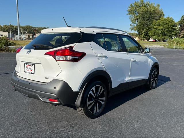 Photo of 2020 Aspen White TriCoat Pearl Nissan Kicks