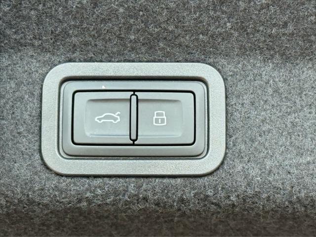 Photo of 2024 Glacier White Metallic Audi A6
