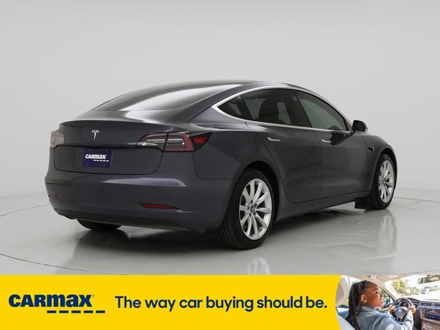 Photo of 2018 Gray Tesla Model 3