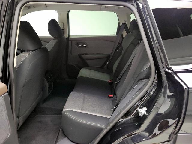 Photo of 2023 Black Nissan Rogue