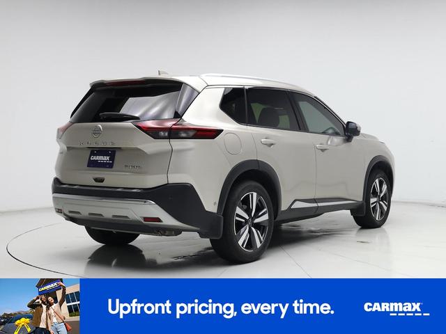 Photo of 2023 Gold Nissan Rogue