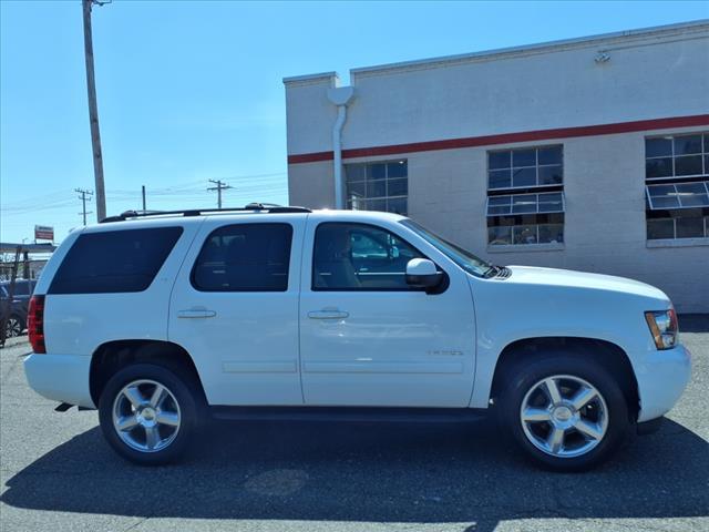 Photo of 2012 Summit White Chevrolet Tahoe