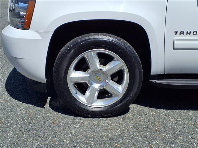 Photo of 2012 Summit White Chevrolet Tahoe