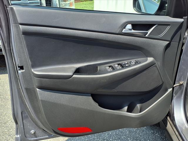 Photo of 2016 Coliseum Grey Hyundai TUCSON