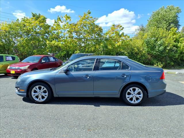 Photo of 2012 Blue Ford Fusion