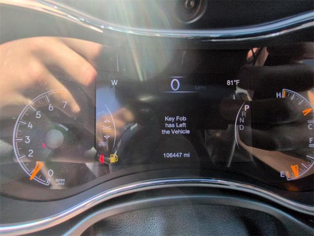 Photo of 2020 Granite Crystal Clearcoat Metallic Jeep Grand Cherokee