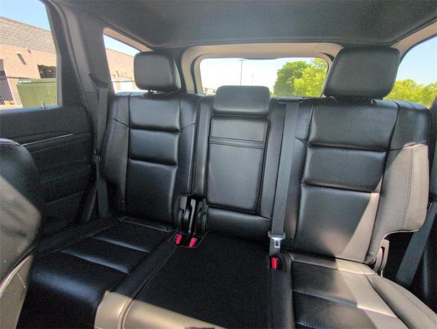 Photo of 2020 Granite Crystal Clearcoat Metallic Jeep Grand Cherokee