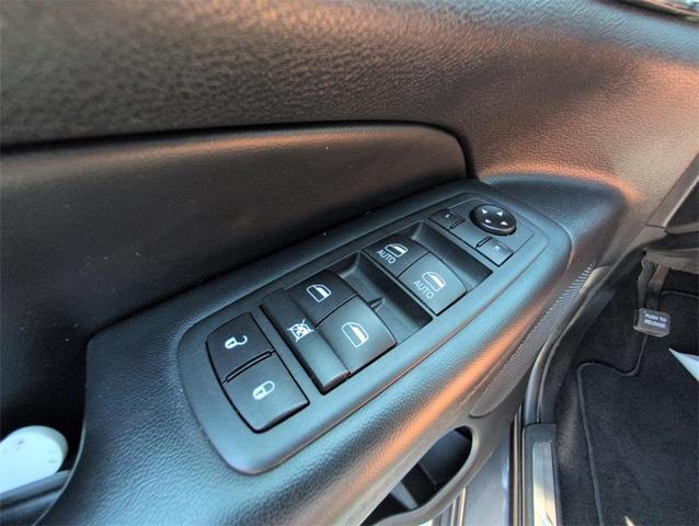 Photo of 2020 Granite Crystal Clearcoat Metallic Jeep Grand Cherokee