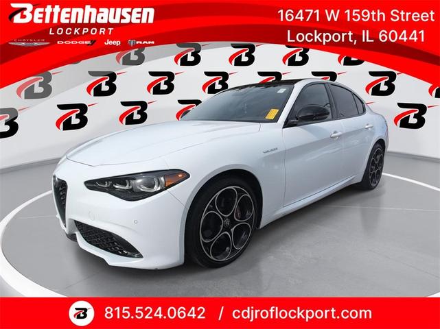 Photo of 2024 White Alfa Romeo Giulia