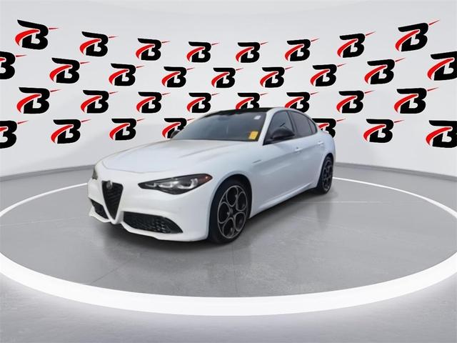 Photo of 2024 White Alfa Romeo Giulia