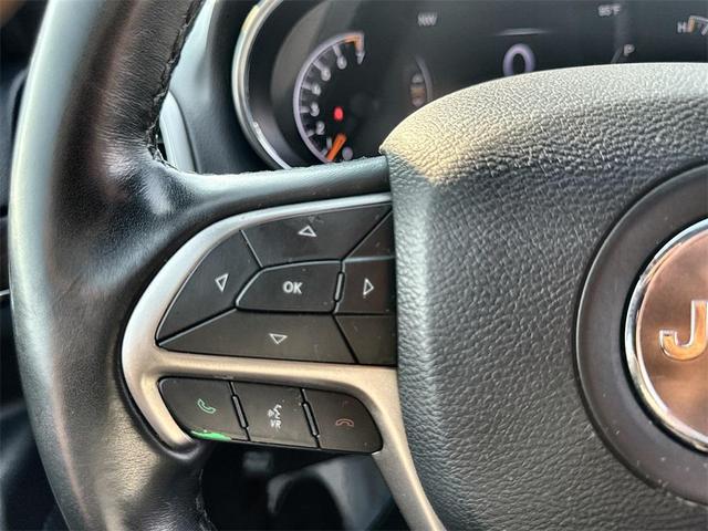 Photo of 2020 Diamond Black Jeep Grand Cherokee