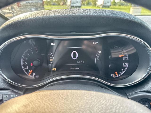 Photo of 2020 Diamond Black Jeep Grand Cherokee